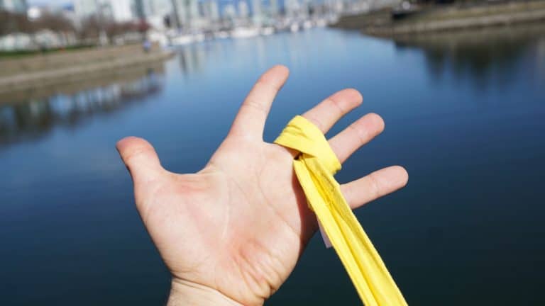 Simple single-loop handle, great for beginners!